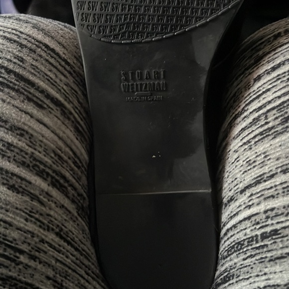 Authentic Stuart Weizmann laced booties - Picture 3 of 3